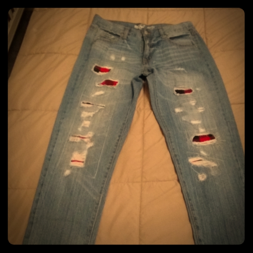 Size 4 boyfriend fit jeans